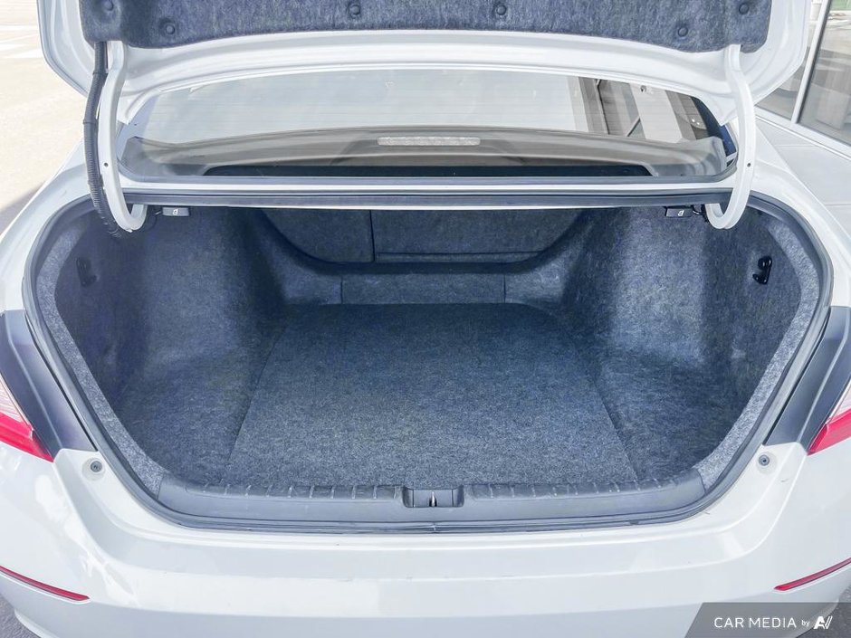 2019 Honda Accord Sedan EX-L-11
