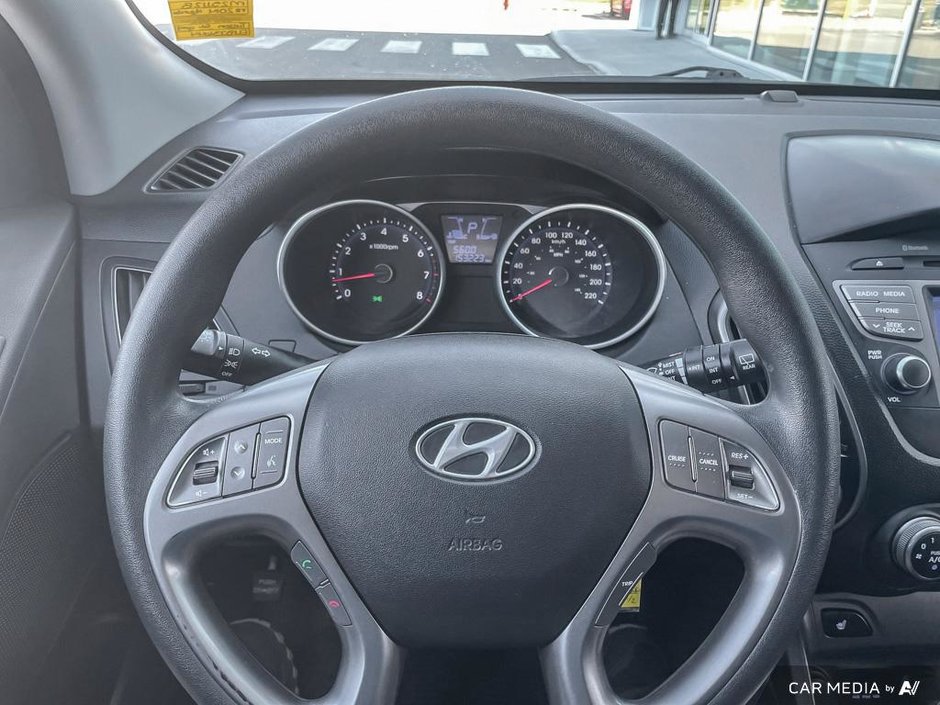 2014 Hyundai Tucson GL-13