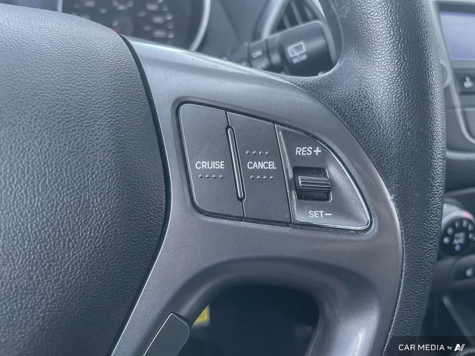 2014 Hyundai Tucson GL-15