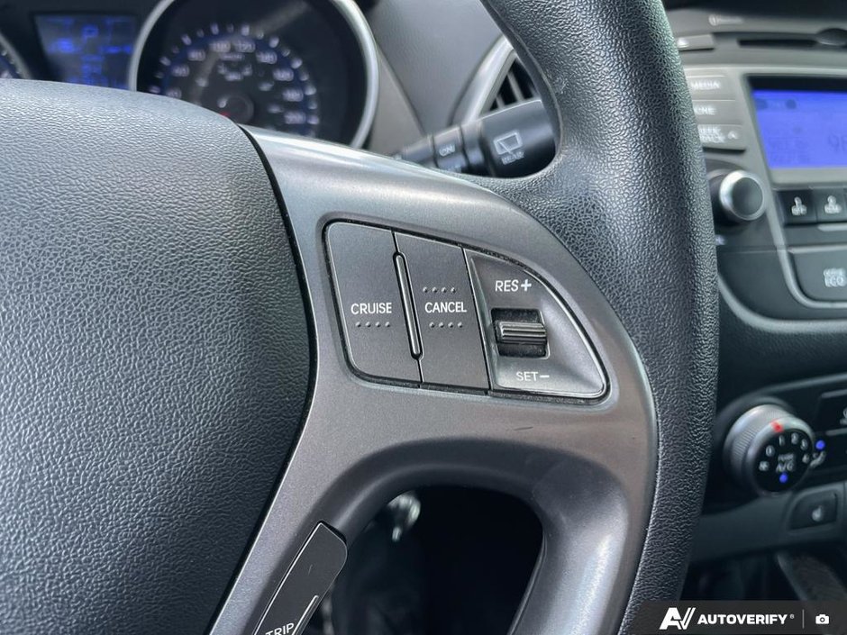 2014 Hyundai Tucson GL-15