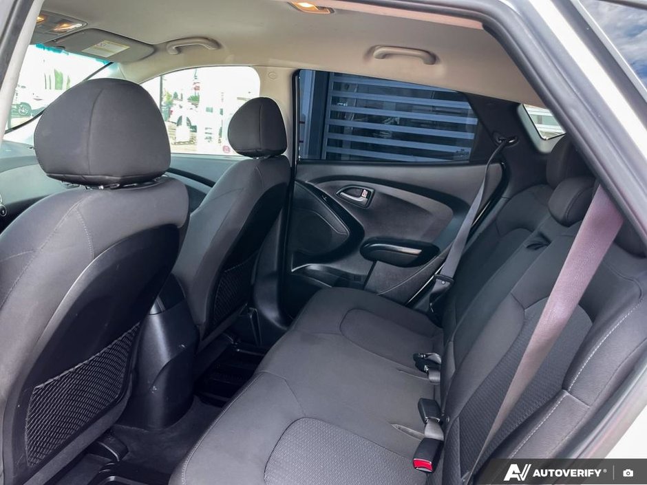 2014 Hyundai Tucson GL-22