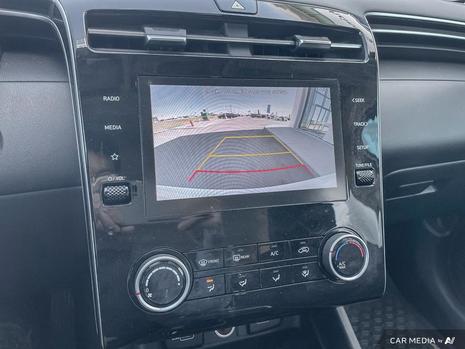 2022 Hyundai Tucson Essential-18