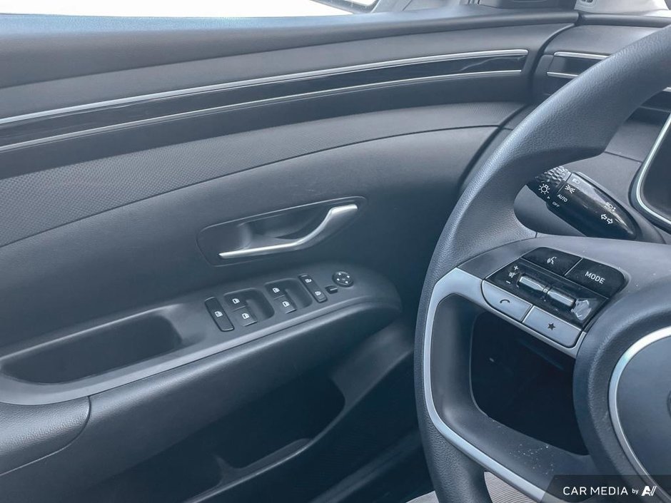 2022 Hyundai Tucson Essential-16