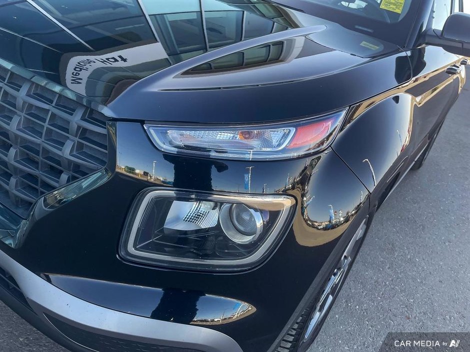 2021 Hyundai Venue Trend-7