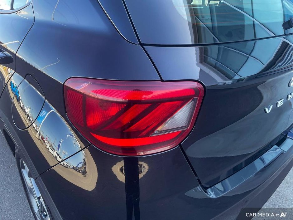 2021 Hyundai Venue Trend-10