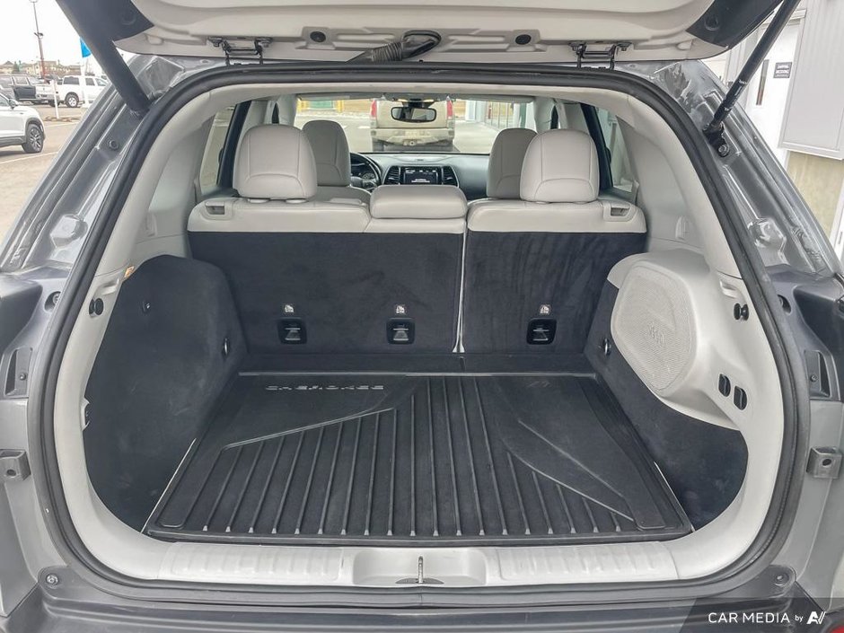 2021 Jeep Cherokee Limited-11