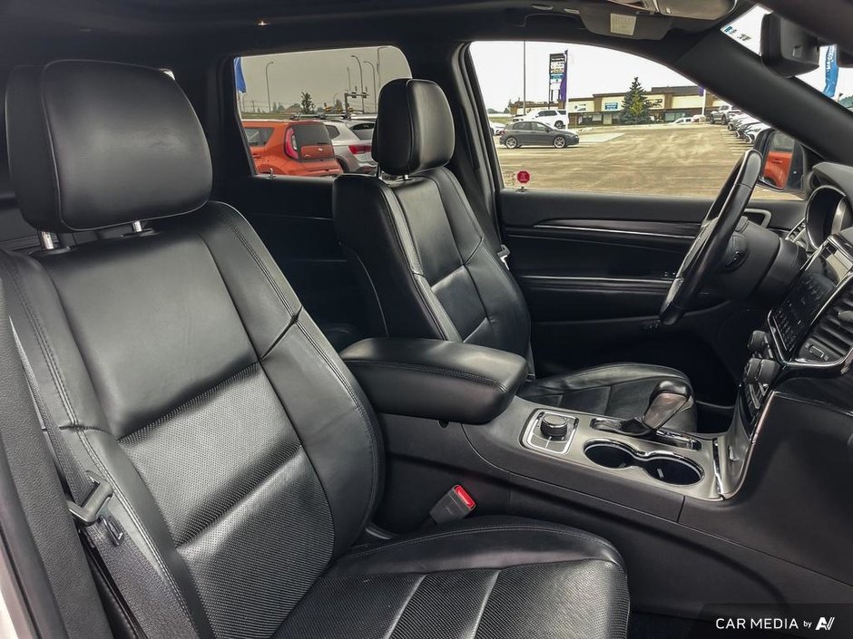 2020 Jeep Grand Cherokee Limited-21