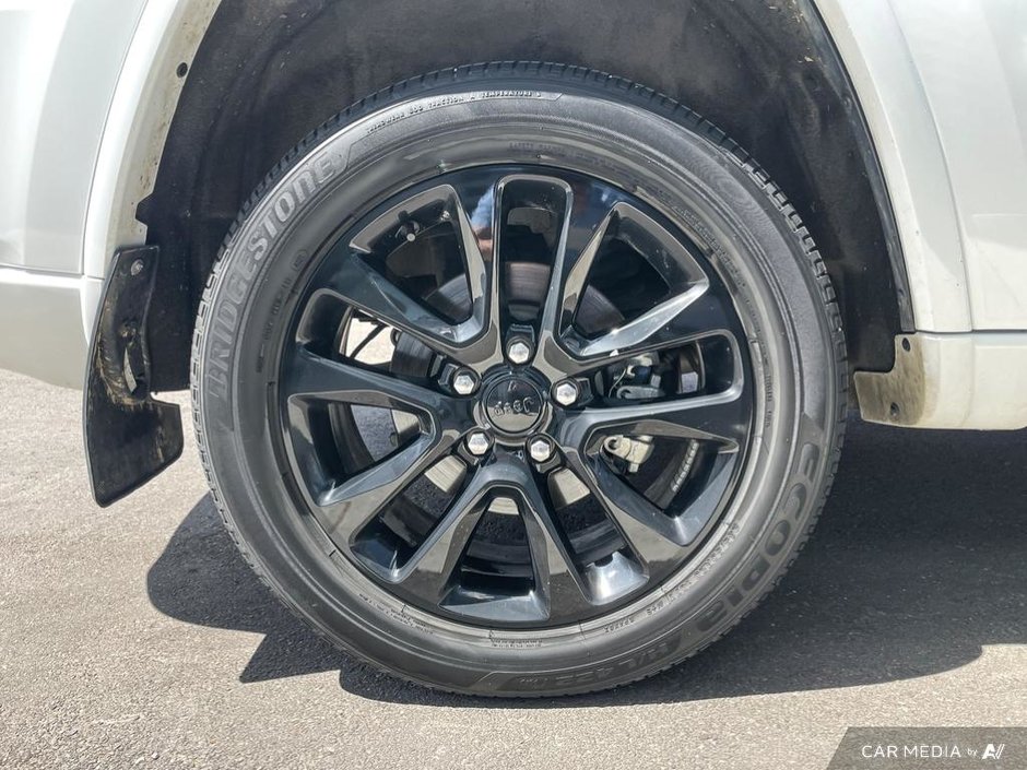 2021 Jeep Grand Cherokee Altitude-5