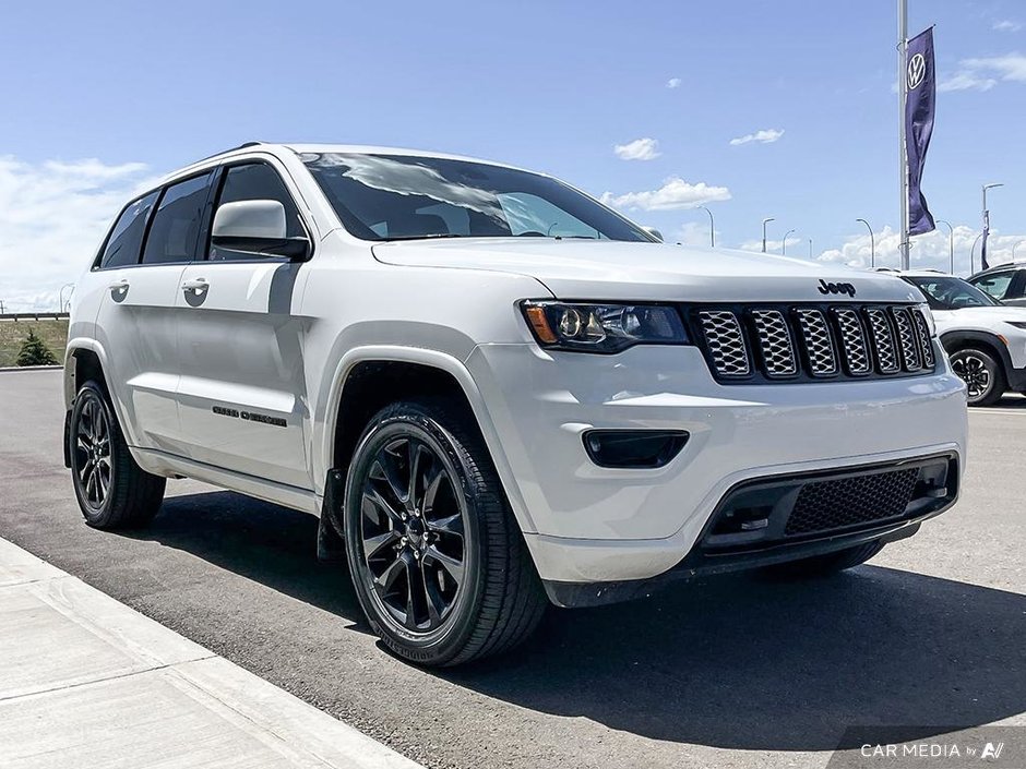 2021 Jeep Grand Cherokee Altitude-24