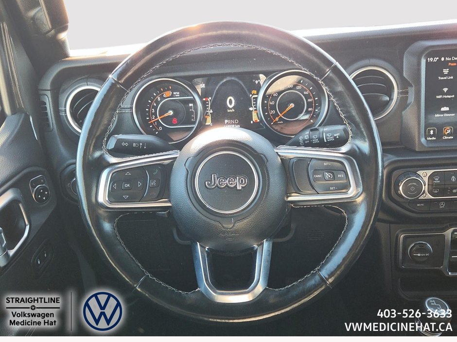 2020 Jeep WRANGLER UNLIMITED Sahara-12