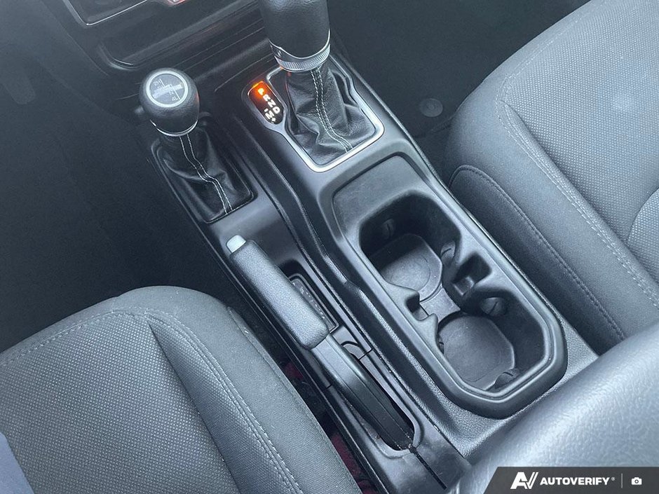 2023 Jeep Wrangler Sahara-20