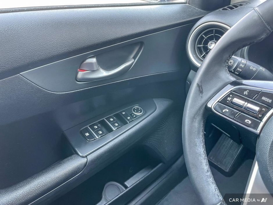 2020 Kia Forte LX-16