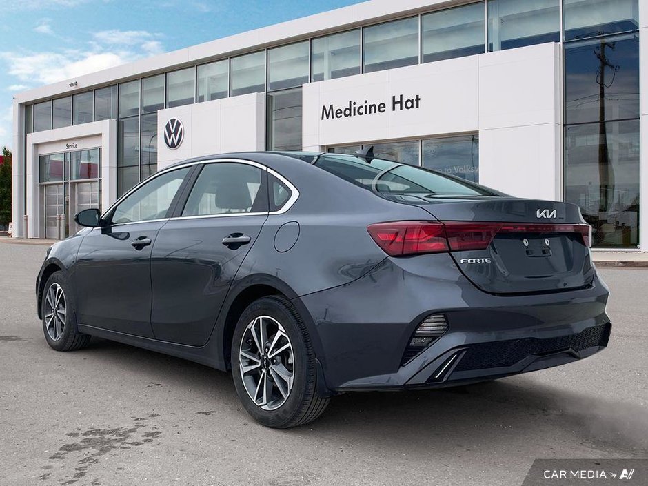 2023 Kia Forte EX-3