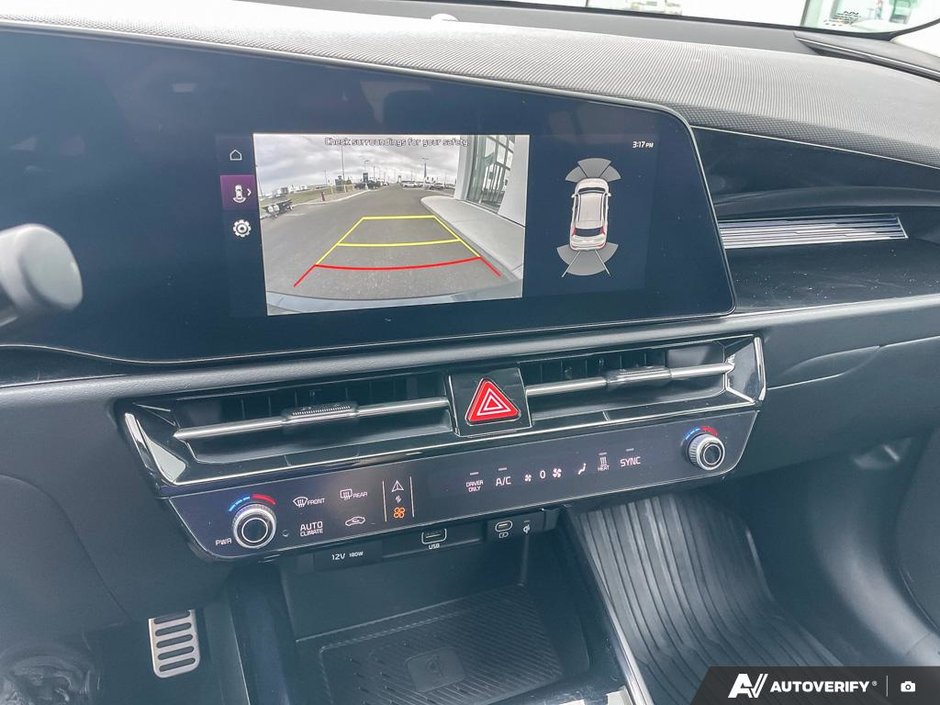 2023 Kia Niro EV Limited-18