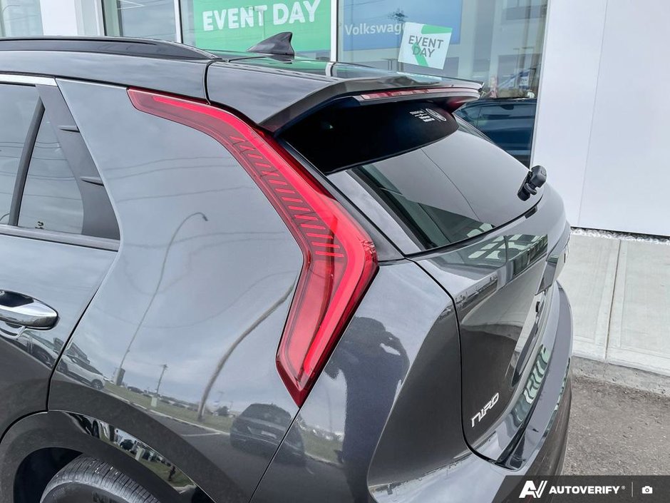 2023 Kia Niro EV Limited-10