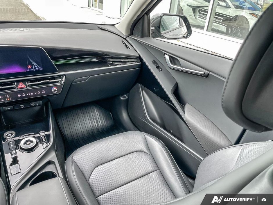 2023 Kia Niro EV Limited-24