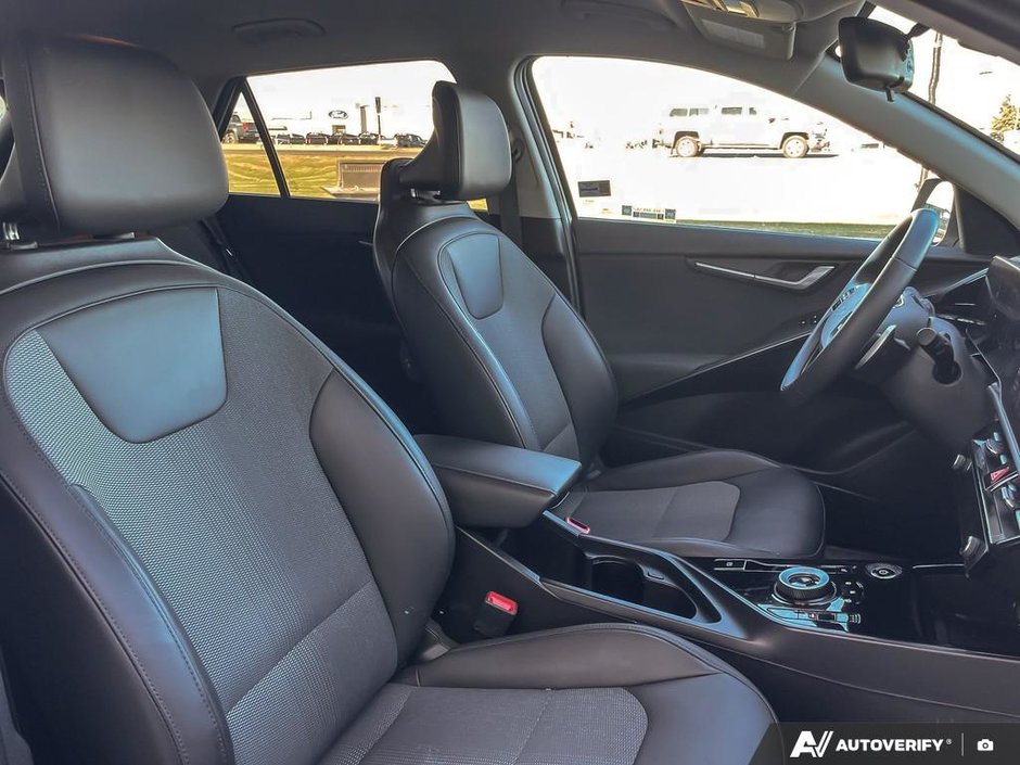 2023 Kia Niro EV Premium+-21