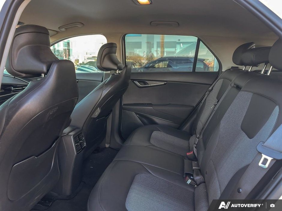 2023 Kia Niro EV Premium+-22