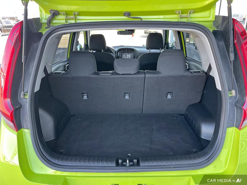 2020 Kia Soul EX-12