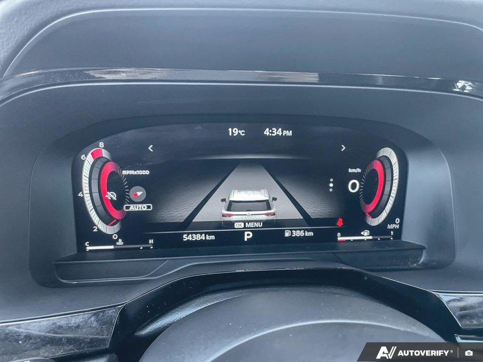 2024 Nissan Pathfinder Platinum-14