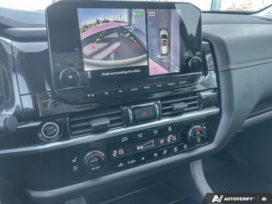 2024 Nissan Pathfinder Platinum-18