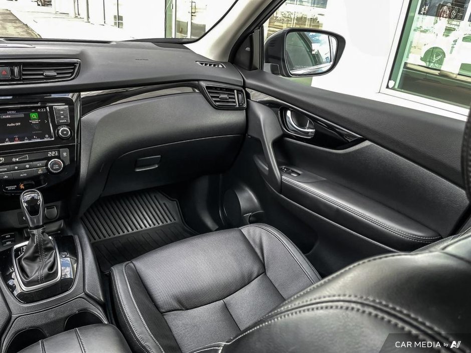 2023 Nissan Qashqai SL-24