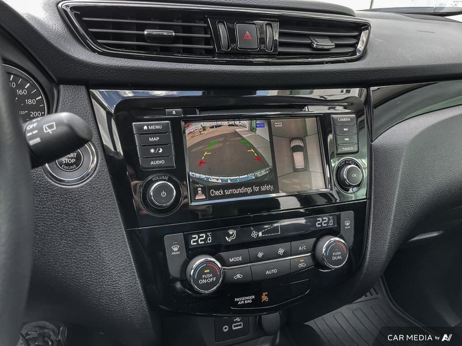2023 Nissan Qashqai SL-18