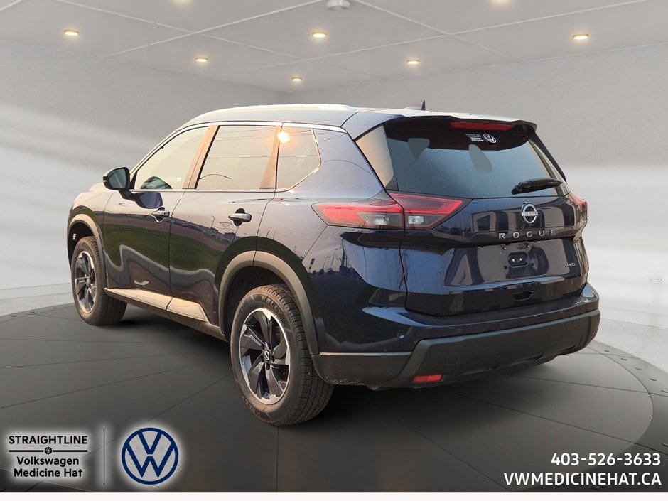 2025 Nissan Rogue SV Moonroof-3