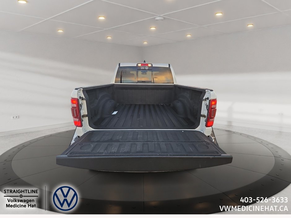 2019 Ram 1500 Laramie-16