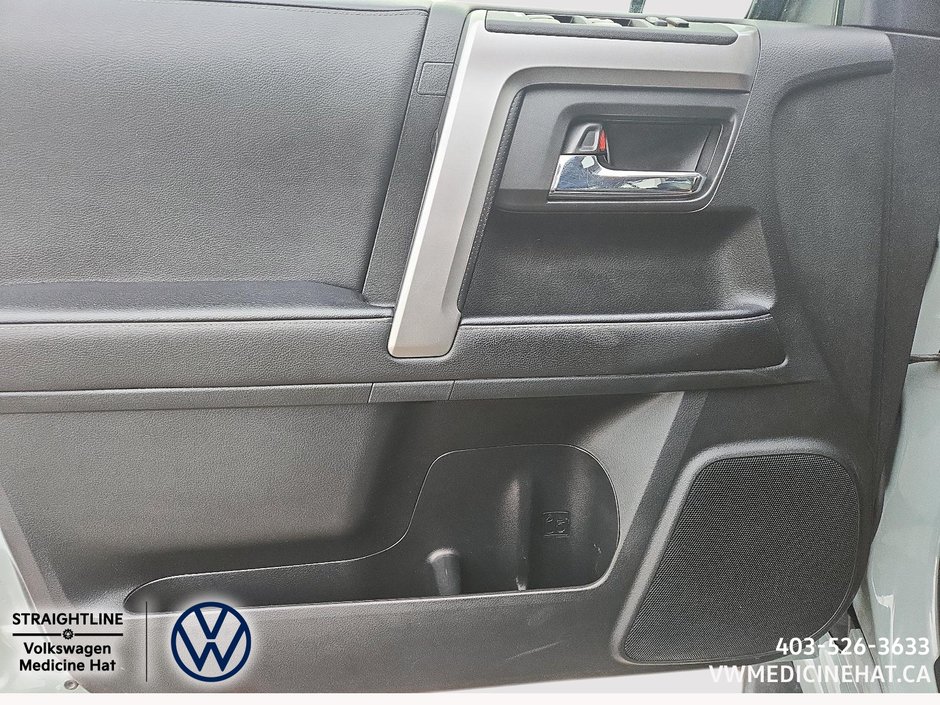 2023 Toyota 4Runner BASE-11