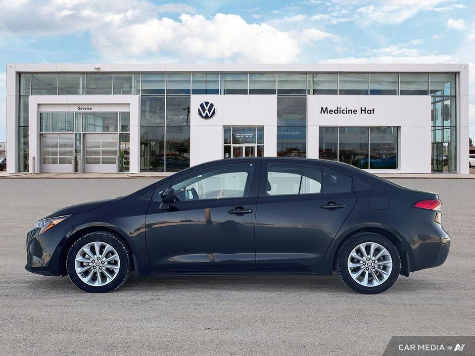 2022 Toyota Corolla LE-2