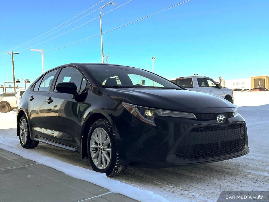 2022 Toyota Corolla LE-25