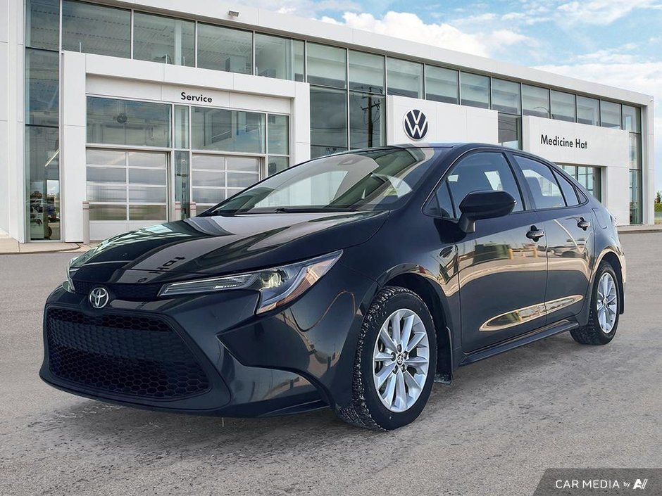 2022 Toyota Corolla LE-0