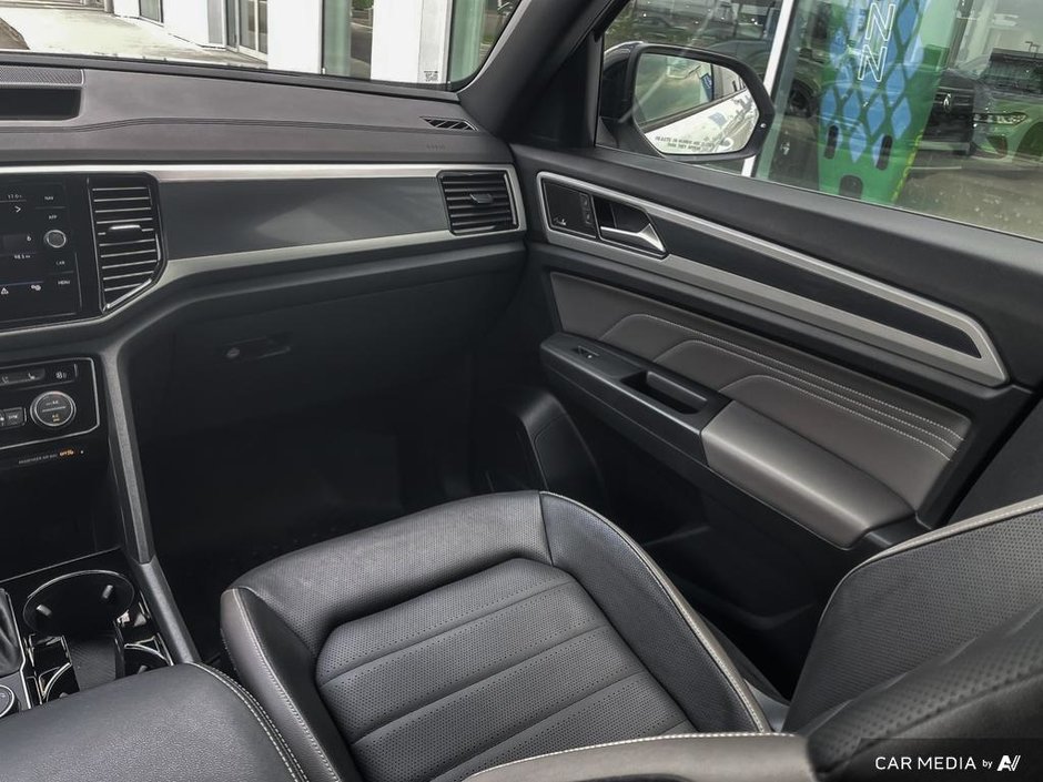 2023 Volkswagen Atlas Cross Sport Highline-24
