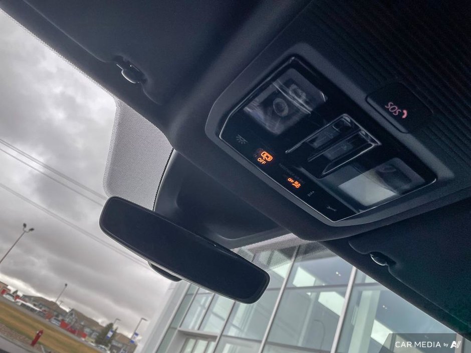 2025 Volkswagen Atlas Cross Sport Comfortline R-Line Black Edition-20