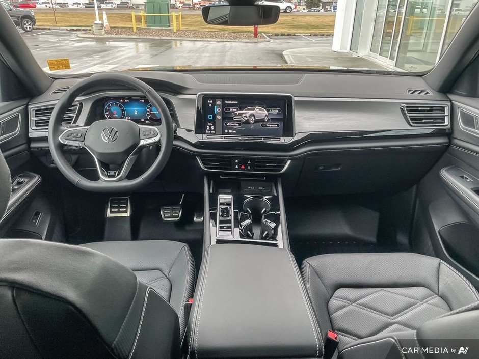 2025 Volkswagen Atlas Cross Sport Comfortline R-Line Black Edition-23