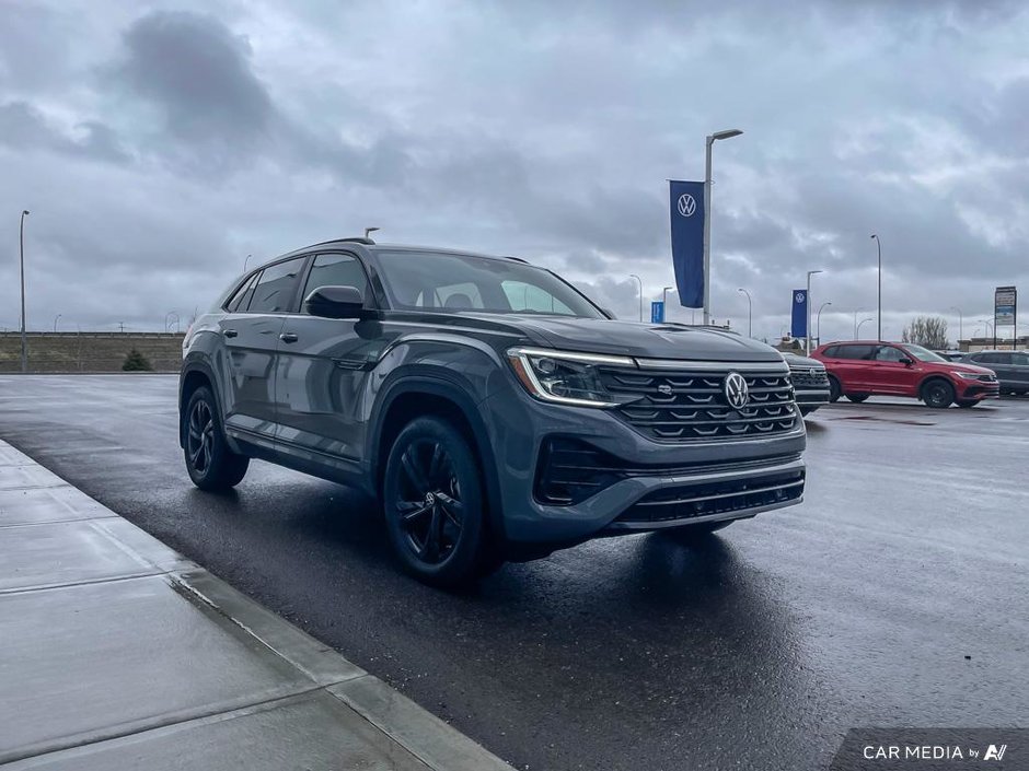 2025 Volkswagen Atlas Cross Sport Comfortline R-Line Black Edition-25