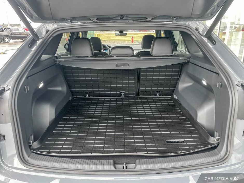 2025 Volkswagen Atlas Cross Sport Comfortline R-Line Black Edition-11