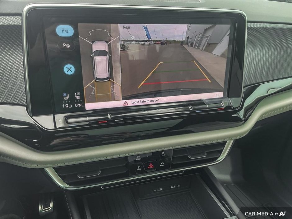 2025 Volkswagen Atlas Cross Sport Execline-18