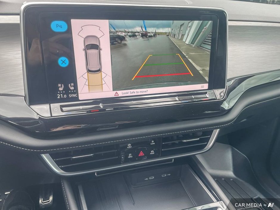2025 Volkswagen Atlas Cross Sport Comfortline R-Line Black Edition-18