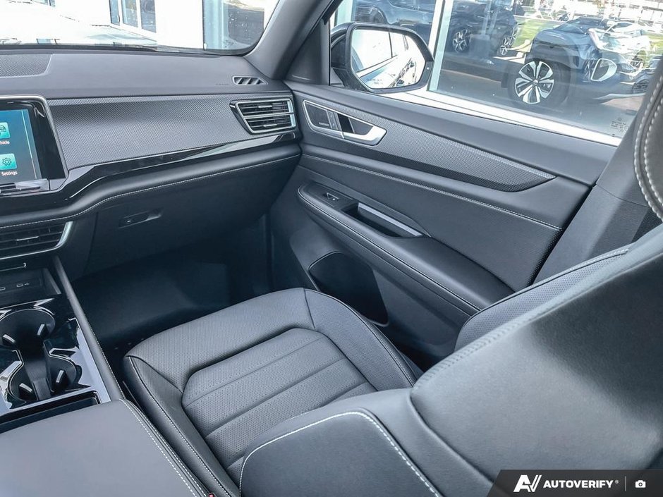 2026 Volkswagen Atlas Cross Sport Highline-23