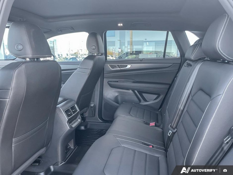 2026 Volkswagen Atlas Cross Sport Highline-21