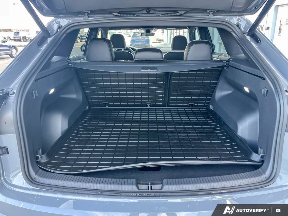 2026 Volkswagen Atlas Cross Sport Execline-11