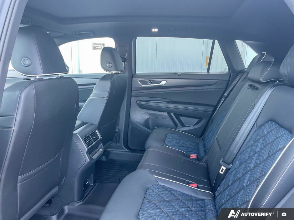 2026 Volkswagen Atlas Cross Sport Execline-22