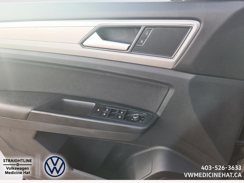 2018 Volkswagen Atlas Trendline-11