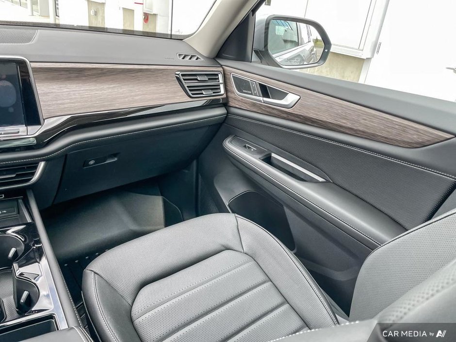2025 Volkswagen Atlas Highline-24