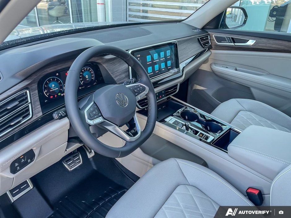 2025 Volkswagen Atlas Execline-12