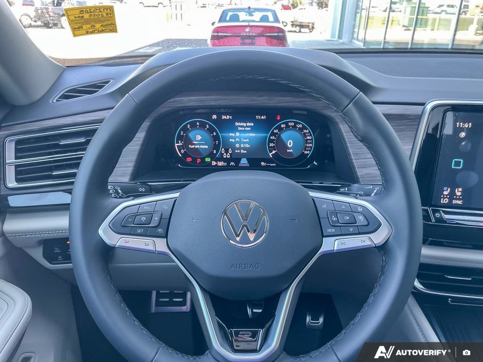2025 Volkswagen Atlas Execline-13