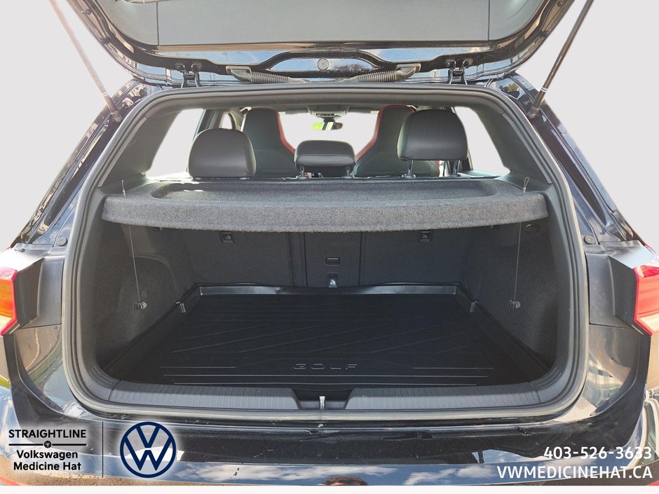 2022 Volkswagen Golf GTI Performance-5