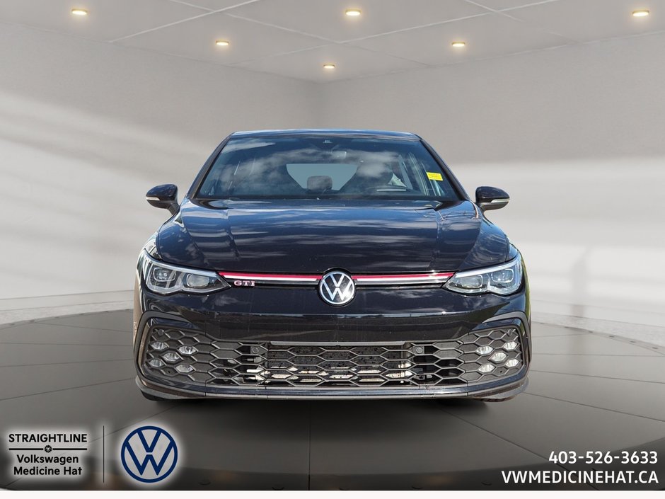 2022 Volkswagen Golf GTI Performance-1